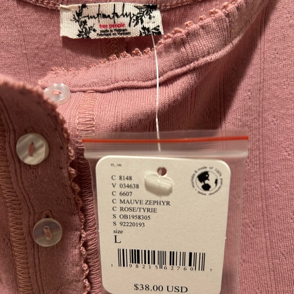 Free The People Pink Button-Up Top - Size L Looks more Mauve than Pink. - Picture 1 of 4